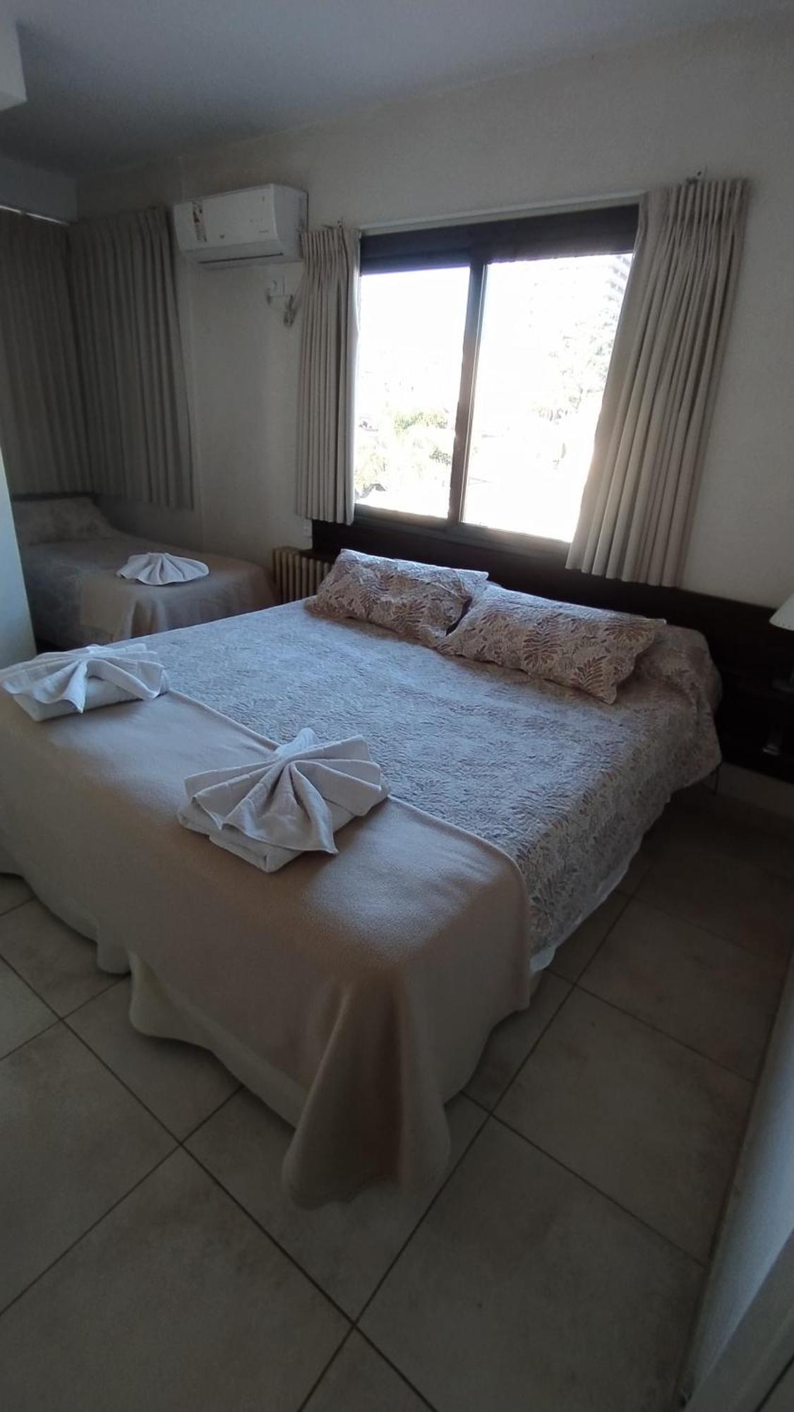 Hotel Hurlingham Villa Carlos Paz Habitación foto